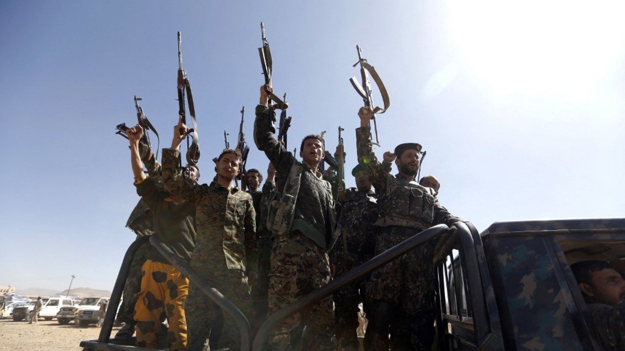 Mỹ - Anh giáng đòn dữ dội bằng tên lửa Tomahawk vào Houthi ở Yemen - 1