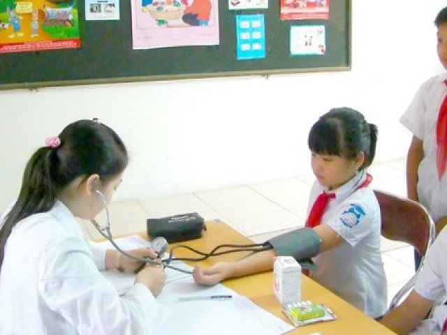 Giáo dục - du học - Hàng triệu phụ huynh, học sinh nên biết về quyền lợi mức hưởng khi tham gia bảo hiểm y tế học sinh 2024