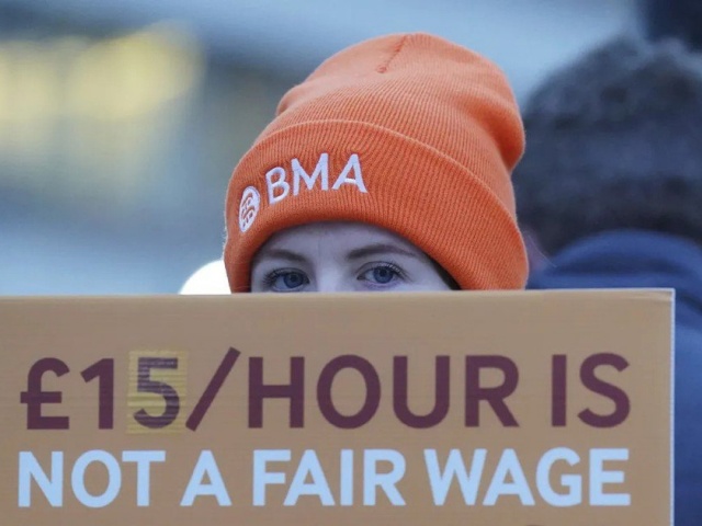 Thế giới - Đức, Anh, Pháp căng mình xử lý làn sóng đình công dài ngày