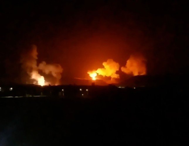 Các vụ nổ ở thủ đô Sana (Yemen). Ảnh: CNN