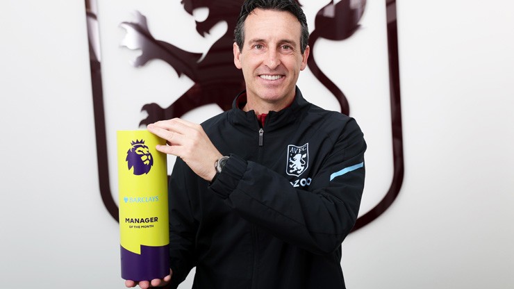 HLV Emery được vinh danh