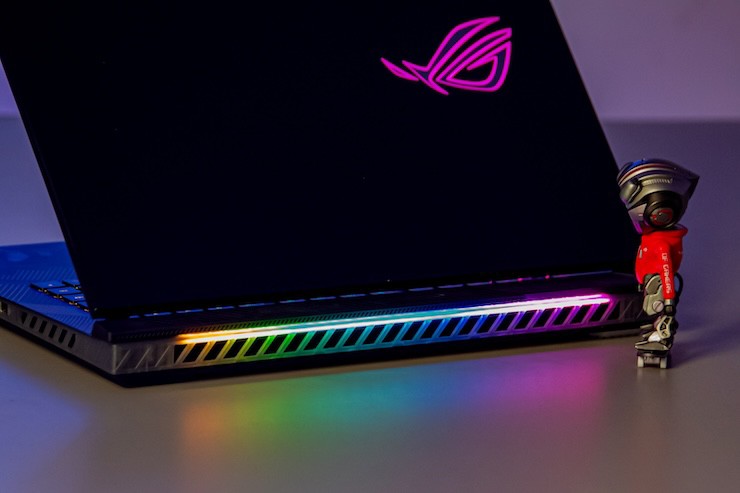 Asus tung laptop gaming mạnh nhất thế giới, giá hơn trăm triệu đồng - 3