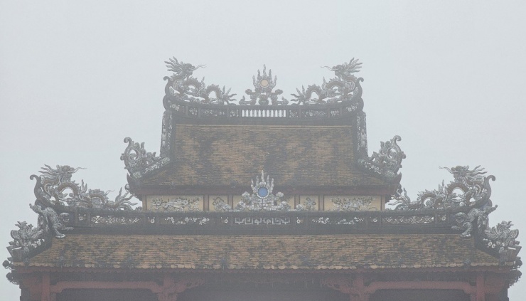 Chiêm ngưỡng vẻ đẹp xứ Huế trong làn sương mờ ảo