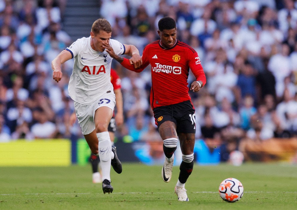 Tottenham có cơ hội đánh bại MU ngay tại Old Trafford