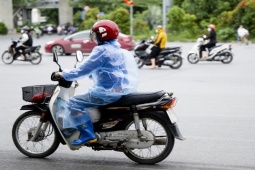 Tin tức trong ngày - Thời tiết đầu tuần: Miền Bắc mưa giảm dần, miền Nam oi nóng