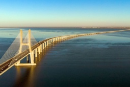 Media - Vasco Da Gama: Cầu dài nhất châu Âu sở hữu hàng loạt thông số "khủng"