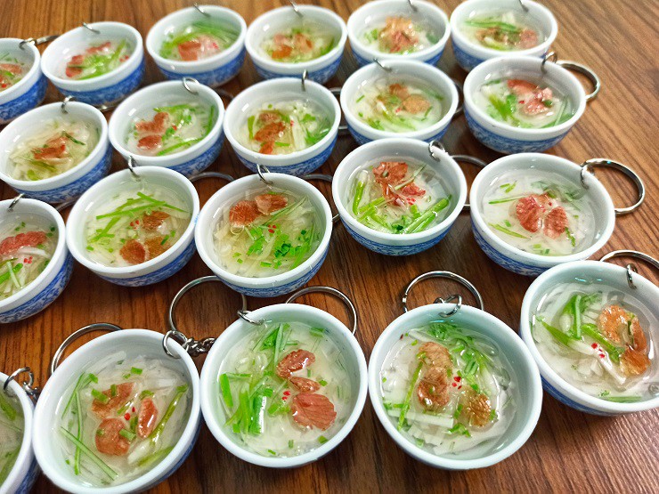 “Nghệ nhân” trẻ 8x và những món đồ thủ công mini làm từ đất sét - 1