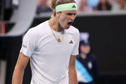 Trực tiếp tennis Australian Open ngày 3: Zverev thắng trận, Sonego đấu Alcaraz