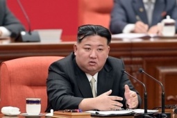 Ông Kim Jong-un nêu khả năng đòi lại Hàn Quốc và đồng bộ vào lãnh thổ Triều Tiên