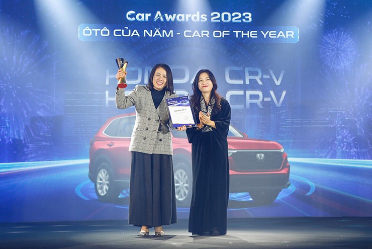 Honda CR-V phiên bản Hybrid đạt giải thưởng xe của năm 2023 - 2