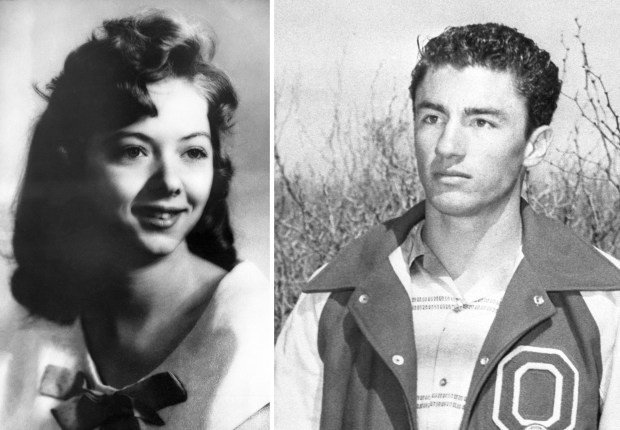 Betty Williams và John Mack Herring.