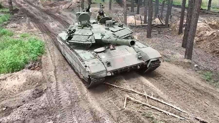 Một xe tăng T-90M của Nga hoạt động trong khu vực quân sự đặc biệt ở Ukraine.