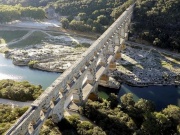 Media - Pont du Gard: Cầu 3 tầng độc đáo nghìn năm vẫn đứng vững