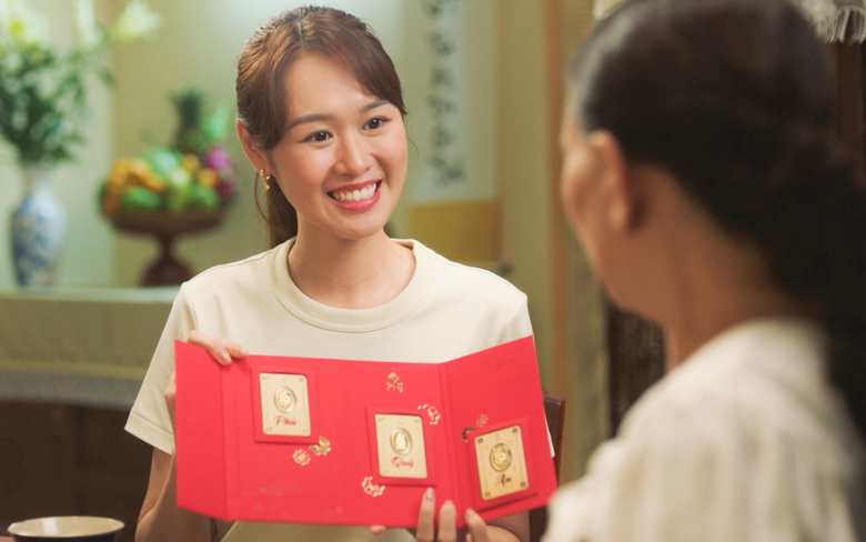 Món quà chân tình đầu năm là lời chúc mừng năm mới ý nghĩa, gửi gắm những mong cầu tốt đẹp đến người nhận.