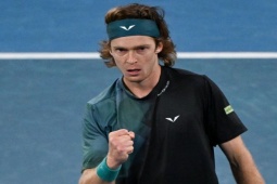 Thể thao - Nóng Australian Open ngày 4: Rublev thắng dễ, lộ diện đối thủ của Djokovic