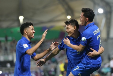 Hấp dẫn bảng xếp hạng Asian Cup: Rực rỡ Thái Lan "lên đỉnh", xếp trên Saudi Arabia