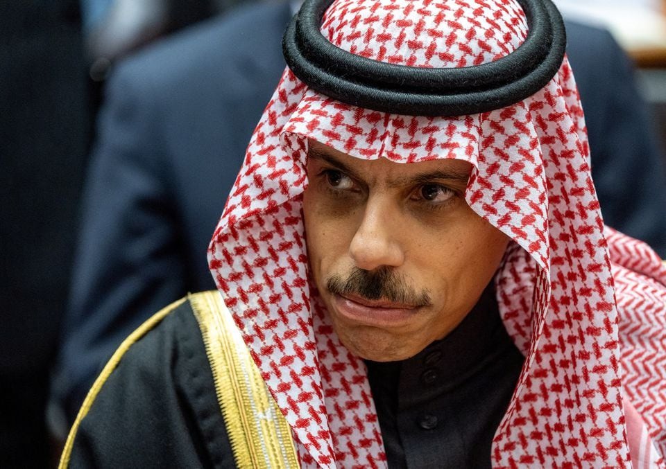 Hoàng tử Faisal bin Farhan Al Saud. Ảnh: Reuters
