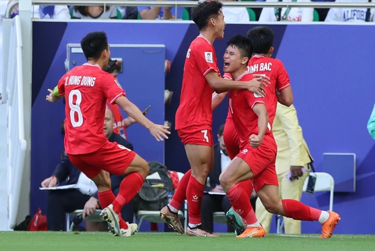 ĐT Việt Nam ở trận mở màn Asian Cup 2023 dù thua Nhật Bản 2-4 nhưng vẫn mang đến nhiều hy vọng
