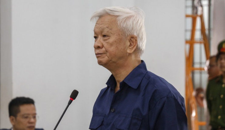 Cựu chủ tịch UBND tỉnh Khánh Hòa Nguyễn Chiến Thắng lần thứ 4 bị truy tố. Ảnh: XUÂN HOÁT