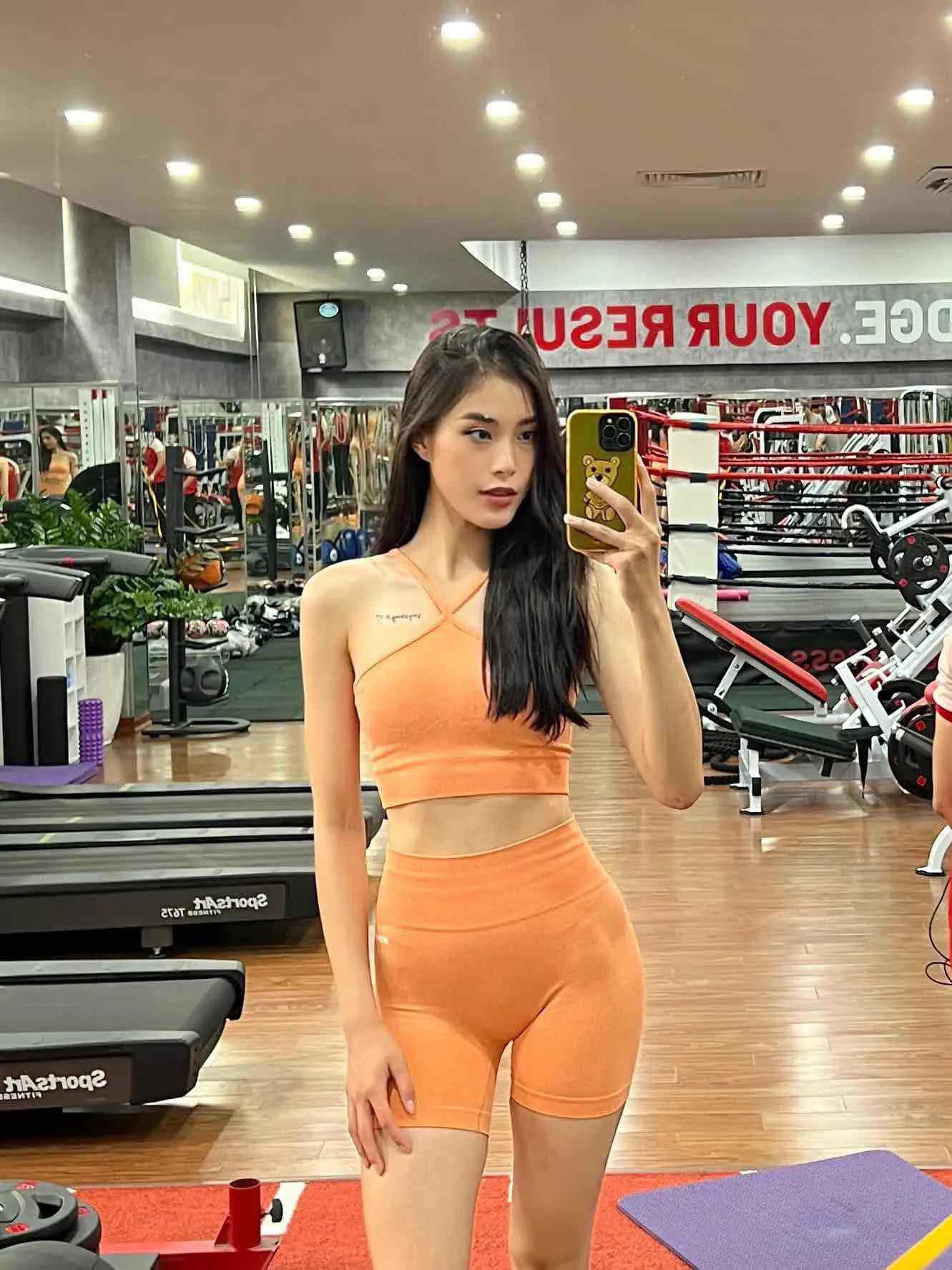 Hot girl bóng chuyền sau 3 năm hậu giải nghệ ngày càng đẹp, bỏ tập gym để giữ dáng - 4