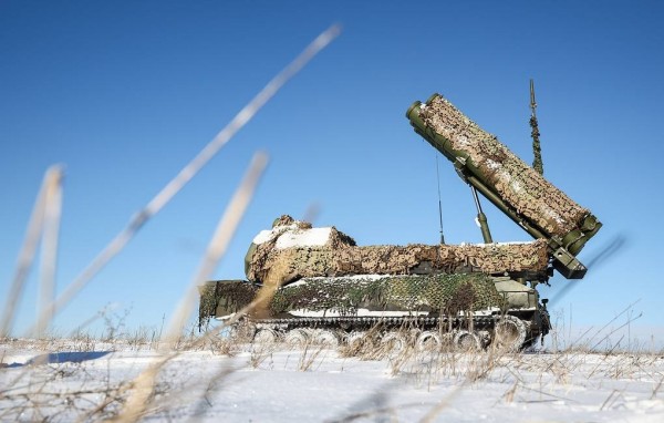 Quân đội Nga hạ gục các đợt tấn công mới của Ukraine trên chiến trường. Ảnh: TASS