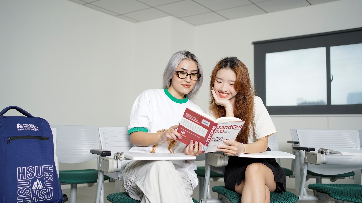 Năm 2024, trường ĐH Hoa Sen tuyển sinh thêm 4 ngành mới: Công nghệ thông tin Việt – Nhật, Ngôn ngữ Trung Quốc, Luật và Truyền thông đa phương tiện.