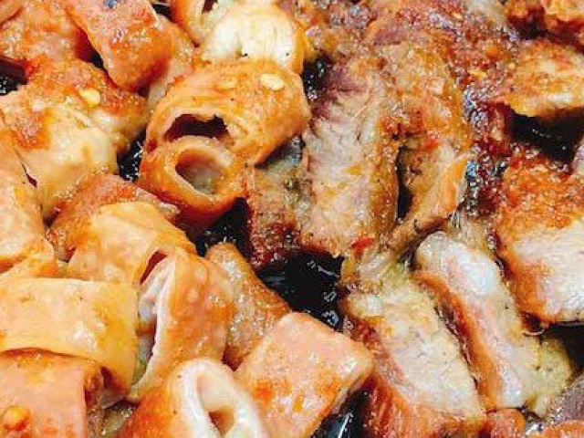 Sức khỏe đời sống - Phát hiện 3 tấn thịt đông lạnh chờ bán dịp Tết nhiễm khuẩn Ecoli gấp 60 lần mức cho phép, điều gì xảy ra với cơ thể nếu bạn ăn phải?