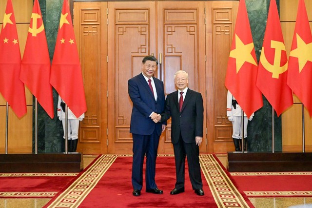 Tổng Bí thư Nguyễn Phú Trọng và Tổng Bí thư, Chủ tịch nước Trung Quốc Tập Cận Bình. Ảnh: Nhật Bắc