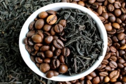 Media - Trà hay cà phê có nhiều caffeine hơn?