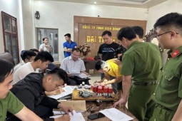 Pháp luật - Phá một loạt vụ tín dụng đen với lãi suất "cắt cổ"