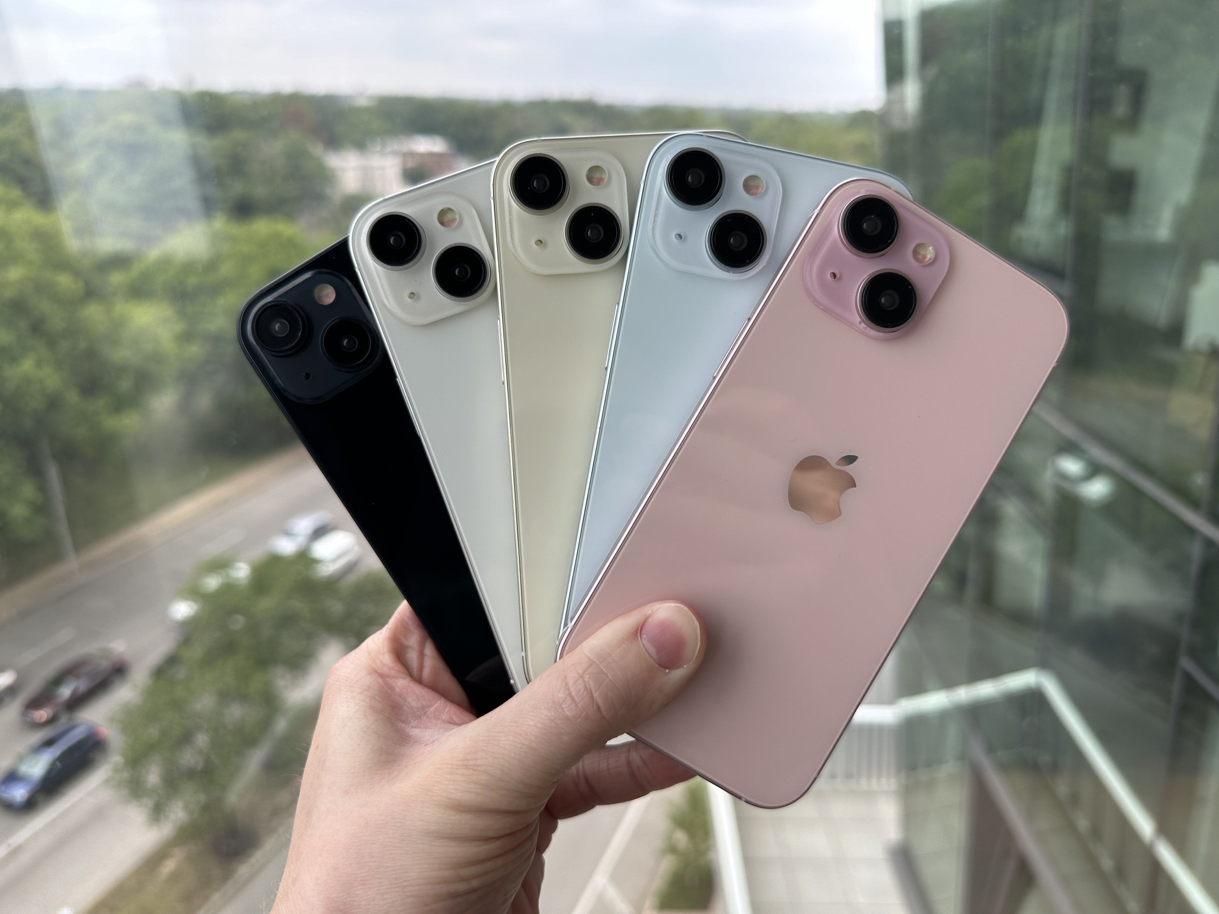 Các màu của iPhone 15.