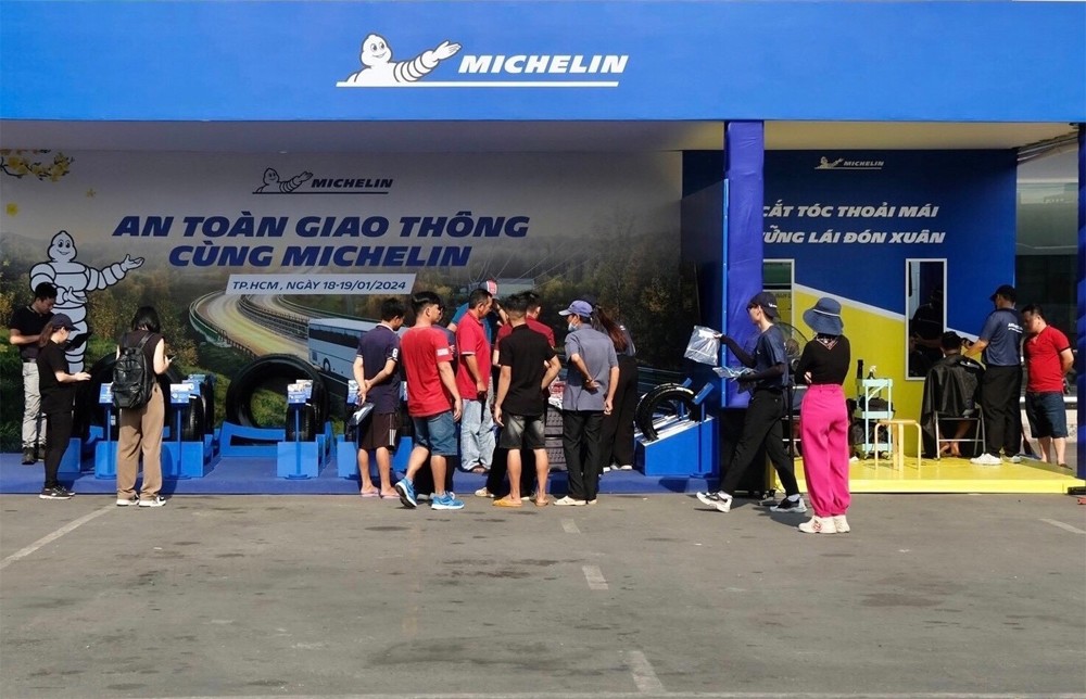 Michelin cùng đối tác thực hiện chiến dịch “An toàn giao thông&nbsp;trước kỳ nghỉ Tết Nguyên Đán