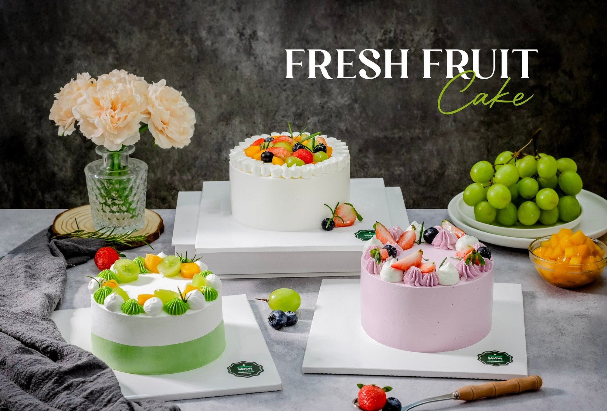 Hình ảnh sản phẩm bánh hoa quả tươi tại Savor Cake