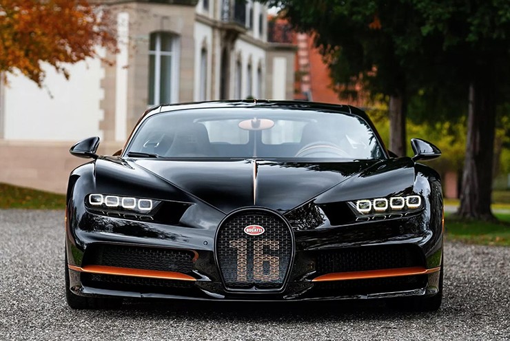 Siêu xe Bugatti Chiron cuối cùng xuất xưởng