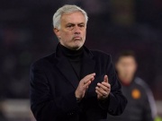 Bóng đá - Mourinho từ chối &quot;núi tiền&quot; ở Ả Rập, bất ngờ xuất hiện ở Barcelona