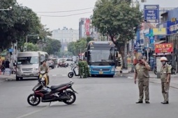 An ninh - Xã hội - Diễn biến mới nhất vụ hàng trăm cảnh sát phong tỏa quán bar ở TPHCM