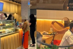 Phi thường - kỳ quặc - Tranh cãi người ăn xin tiêu 200 nghìn đồng mua bánh và nước quán cà phê Singapore, sự thật phía sau khiến nhiều người bất ngờ