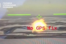 Thế giới - Khoảnh khắc "Thần sấm" Tor của Nga phóng tên lửa về phía UAV tự sát Ukraine và bị phản đòn