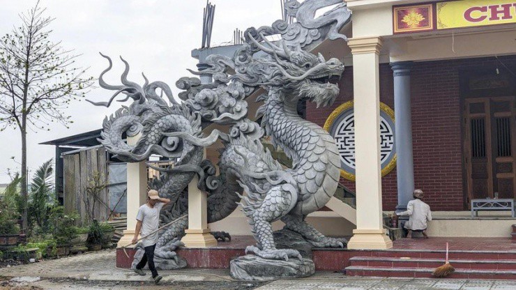 Linh vật rồng ở Quảng Trị khiến cộng đồng mạng xôn xao, liệu có thành "nam vương"? - 1