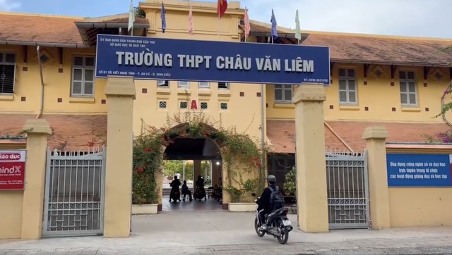Trường THPT Châu Văn Liêm, nơi xảy ra sự việc.