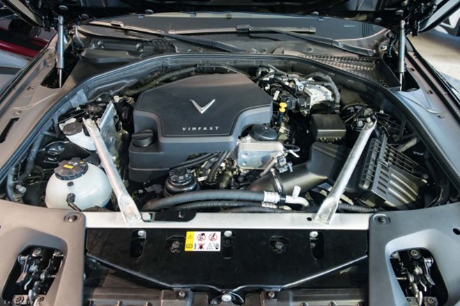 Giá xe VinFast Lux SA2.0 niêm yết và lăn bánh tháng 1/2024 - 12