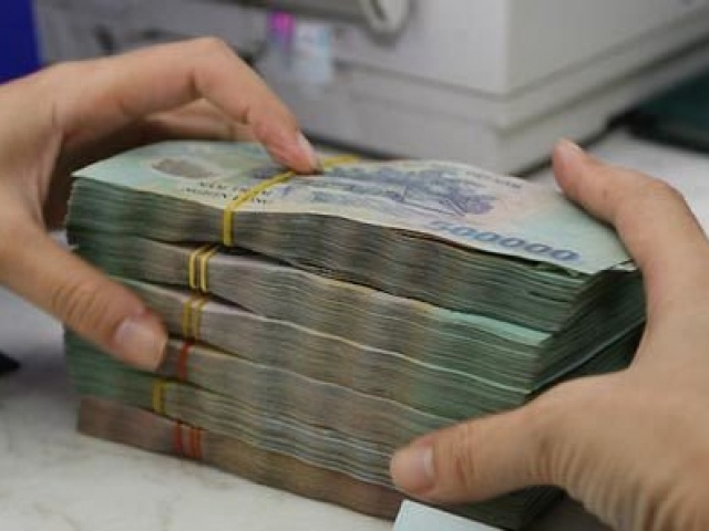 Pháp luật - Người phụ nữ ở Hà Nội mất 4,5 tỷ đồng sau khi nghe cuộc gọi của "Cơ quan điều tra"