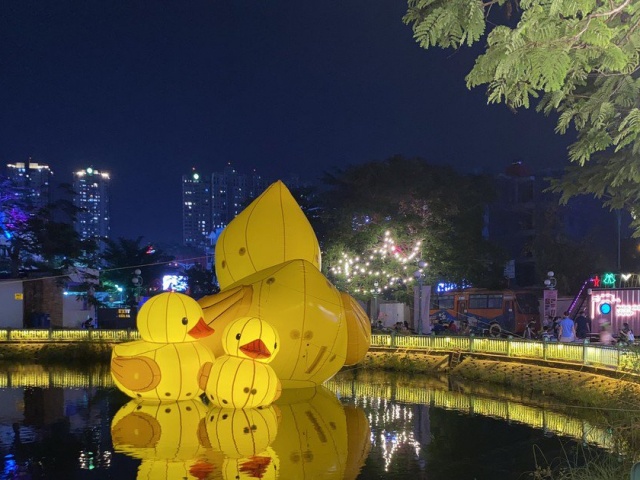 Du lịch - Công viên Ánh Sáng: Điểm check in mới của giới trẻ ở TP.HCM