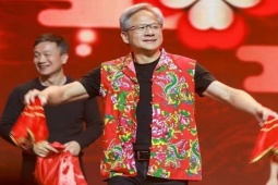 Đàn ông - Nhiều đàn ông mê mẩn họa tiết "chăn con công", ngay cả CEO cũng mặc lên sân khấu