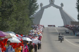 NK News: Triều Tiên đã phá huỷ tượng đài thống nhất quốc gia