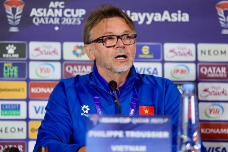 ĐT Việt Nam bị loại, Thái Lan sáng cửa đi tiếp Asian Cup: HLV Troussier lý giải ra sao?