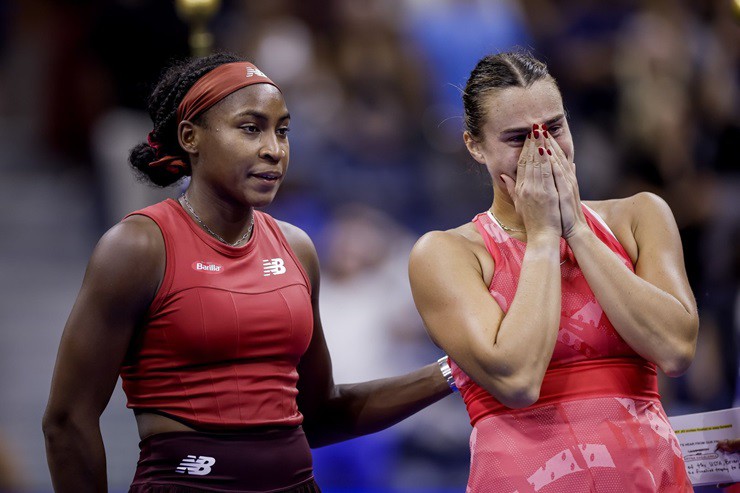 Coco Gauff từng&nbsp;khiến&nbsp;Sabalenka phải khóc trong trận chung kết US Open 2023