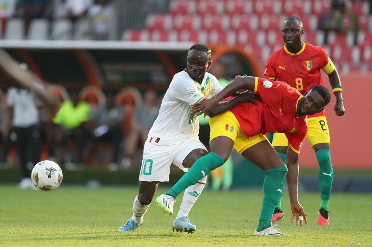 Mane (áo trắng) đóng góp 1 kiến tạo cho Senegal