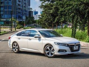 Tin tức ô tô - Honda Accord giảm giá 240 triệu đồng để dọn kho xe có VIN 2022