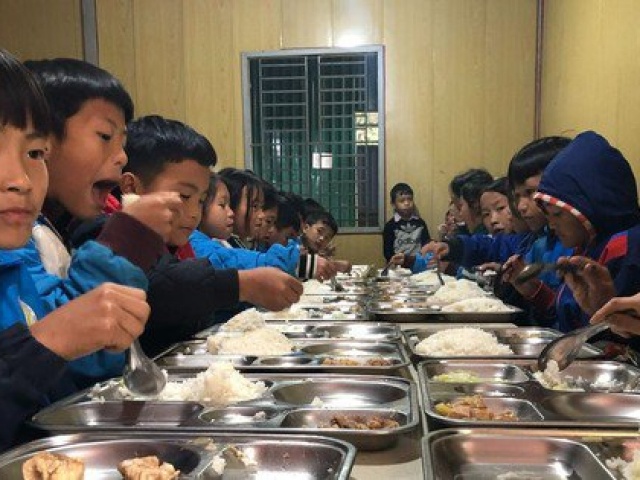 Giáo dục - du học - Cảnh sinh hoạt của học sinh vùng cao Yên Bái trong những ngày giá rét